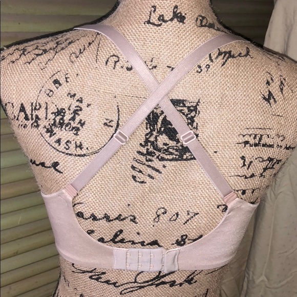 Victoria’s Secret beige adjustable straps bra - Picture 5 of 8